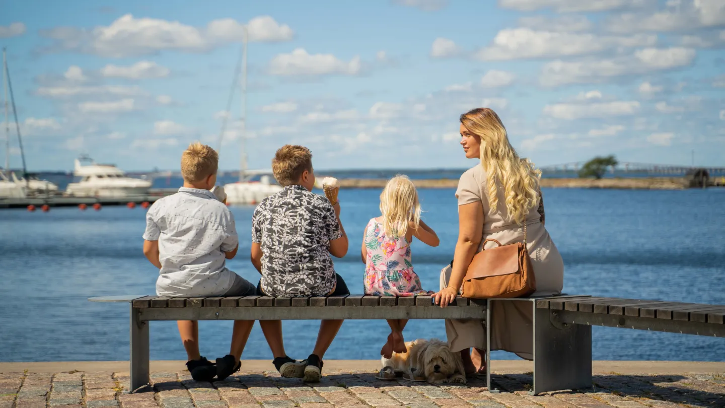 Familj i Färjestaden